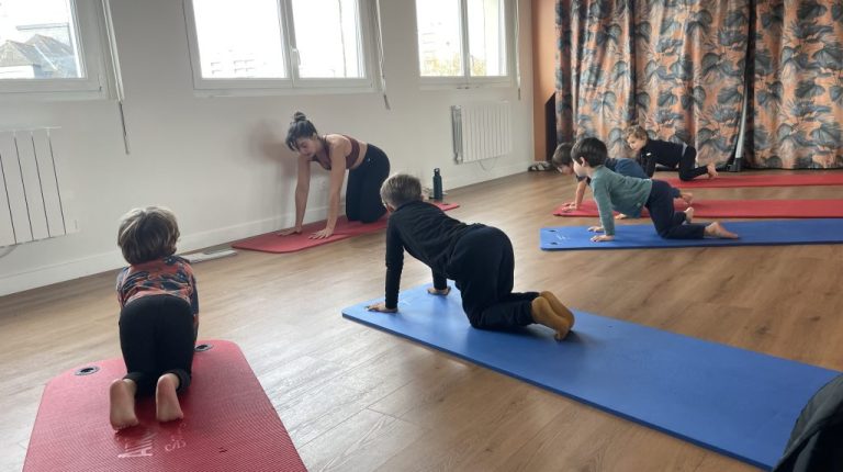 Yoga-Enfant-1024x768-1-1